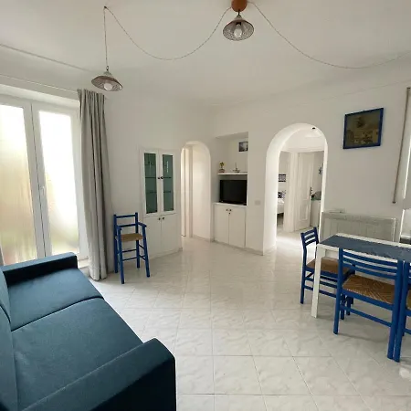 Casa Fiorella - Casa Indipendente Centro Nyaraló *