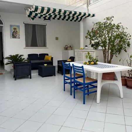 Ferienhaus Casa Fiorella - Casa Indipendente Centro Anacapri (Isola di Capri)
